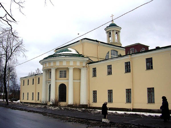 Магазин Маяк В Колмово Великий Новгород